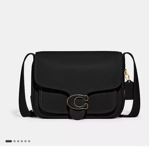 Coach Tabby Messenger (Medium size)